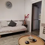 Grande Maison Au Calme, Campagne Et Nature 10 Pers Holiday home *