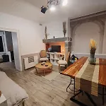 Holiday home Grande Maison Au Calme, Campagne Et Nature 10 Pers