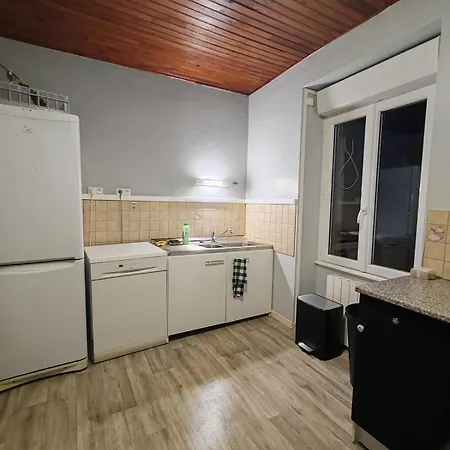 Grande Maison Au Calme, Campagne Et Nature 10 Pers * Aubiat