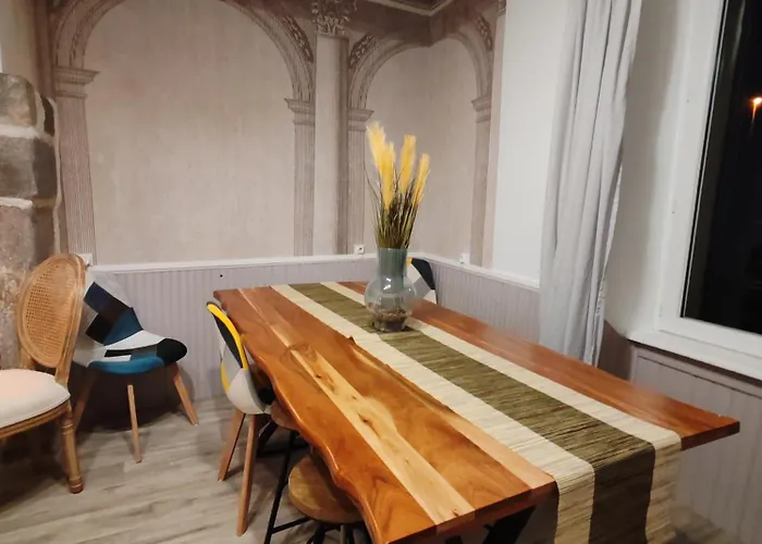 Grande Maison Au Calme, Campagne Et Nature 10 Pers *